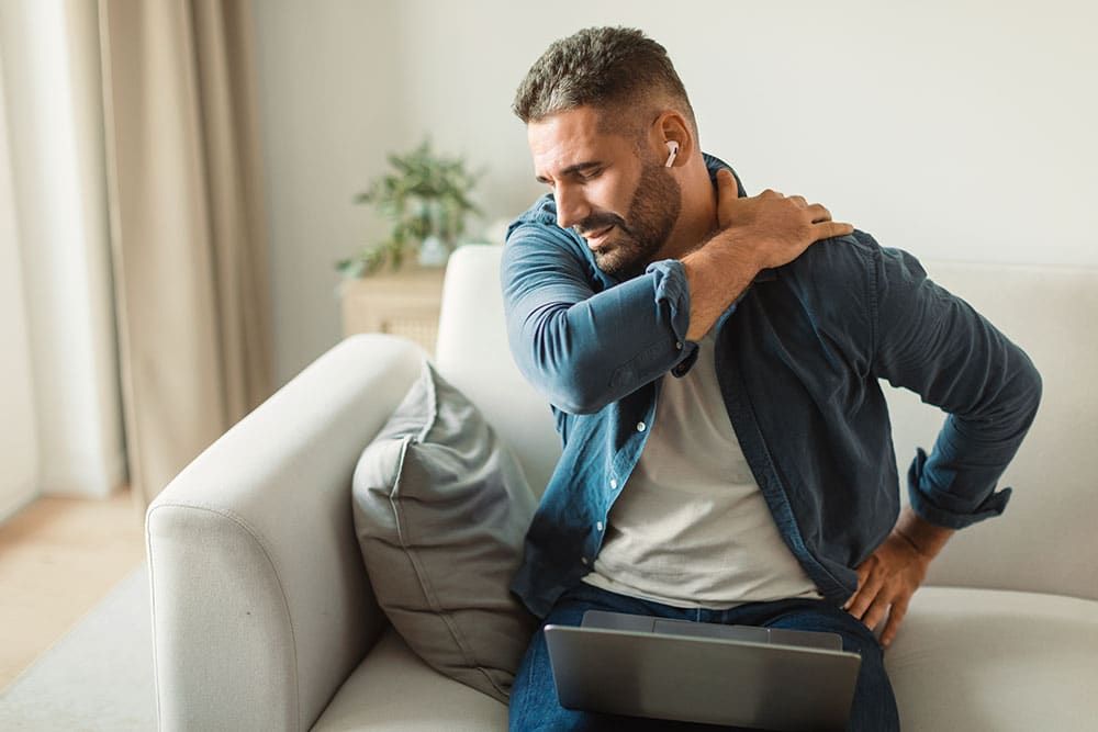 Person-with-back-pain-off-work-03.26 Person with backpain signed off work